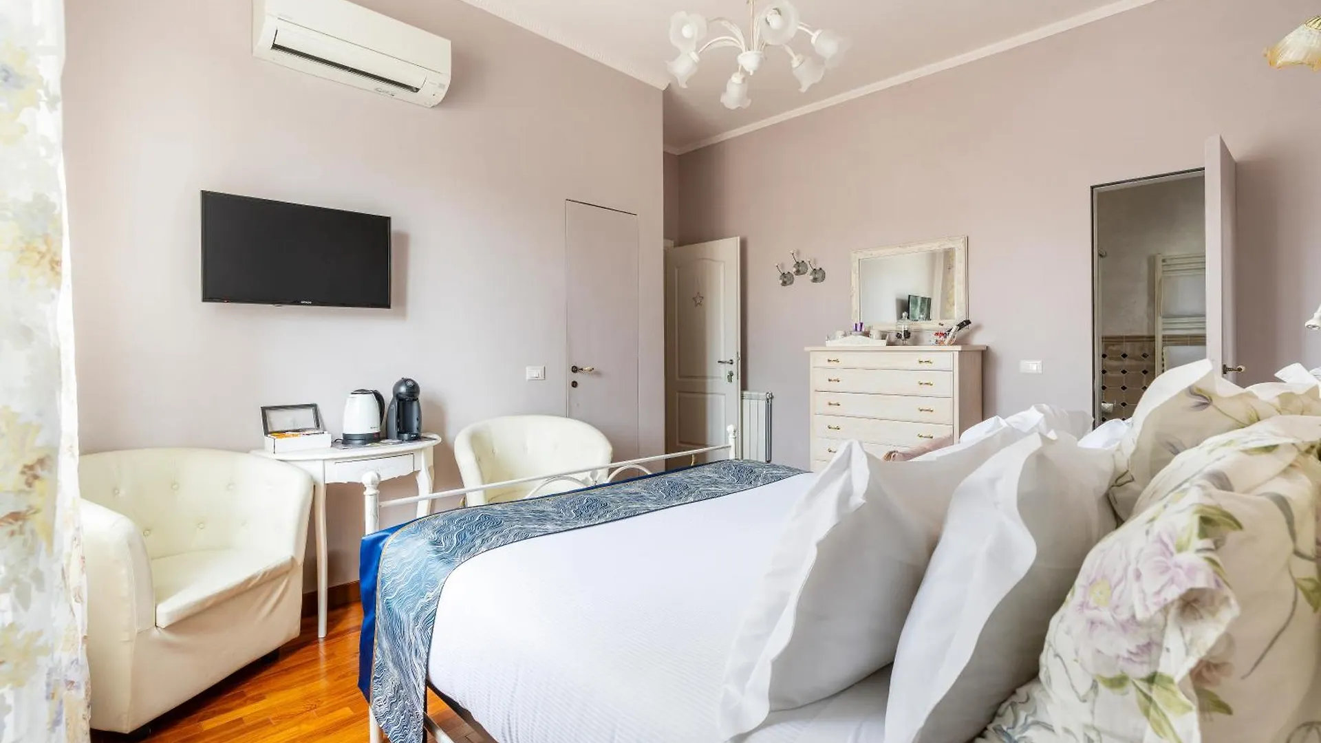 Central View Boutique - Milu Holidays Firenze Italien